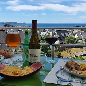  Appartement Appartement Erquy Bretagne Vue Mer Exceptionnelle Sur Les Hauts D'Erquy Au Calme ! 900 M Du Centre Ville Et Au Pied Du Gr34